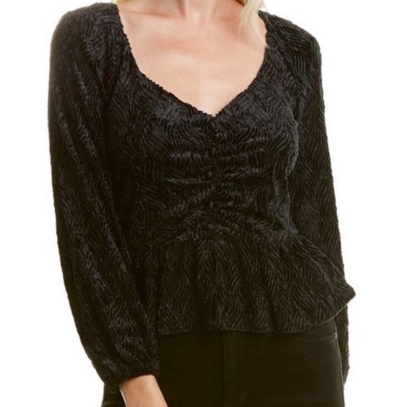 Ali & Jay Black LS Textured Velvet Peplum Top - Picture 2 of 10